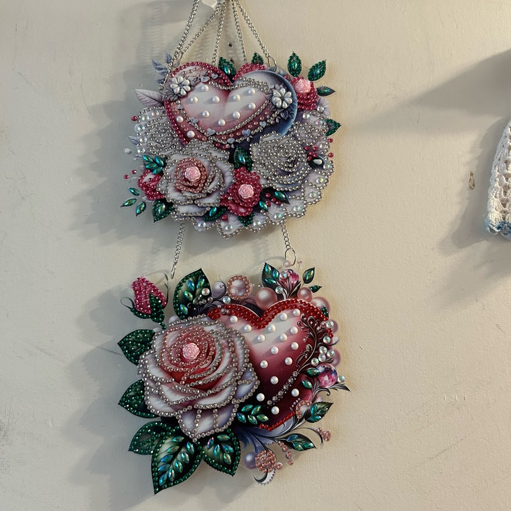 Beaded Heart and Rose Wall Decor.          Heart